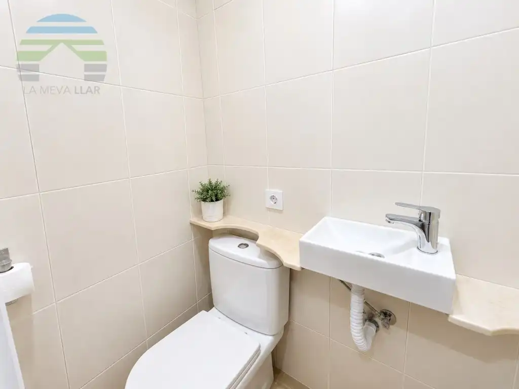 Bany de Estudi en venda en Barcelona