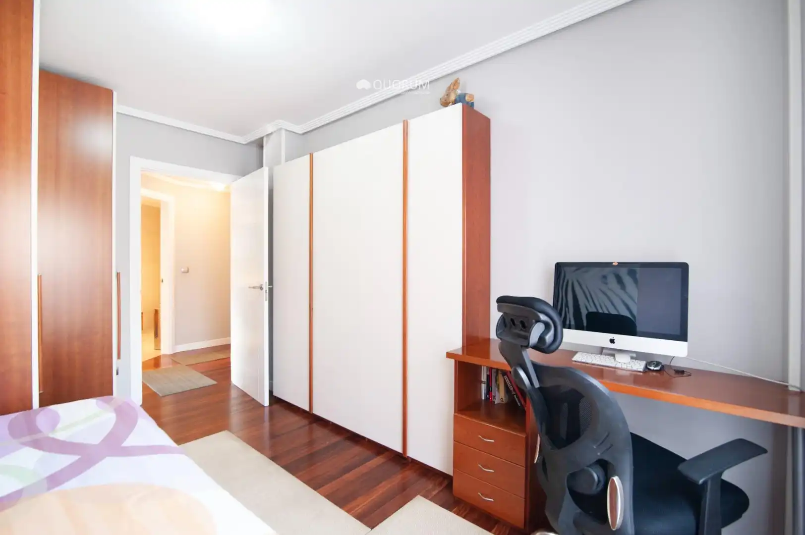 Habitación de Ático en venta en Ugao- Miraballes con Calefacción, Terraza y Trastero