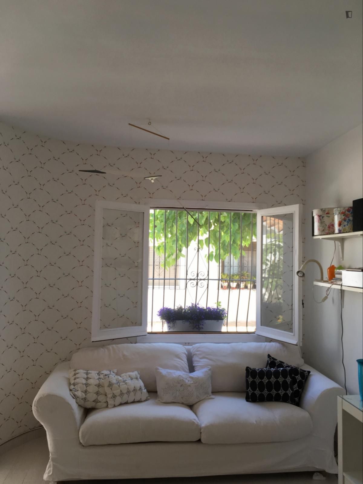 Casa o xalet de lloguer a Pueblo Español - Coveta Fumá