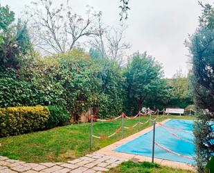 Swimming pool of Flat to rent in  Madrid Capital  with Terrace and Swimming Pool