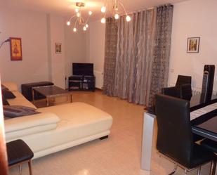 Living room of Single-family semi-detached for sale in Monfarracinos  with Terrace