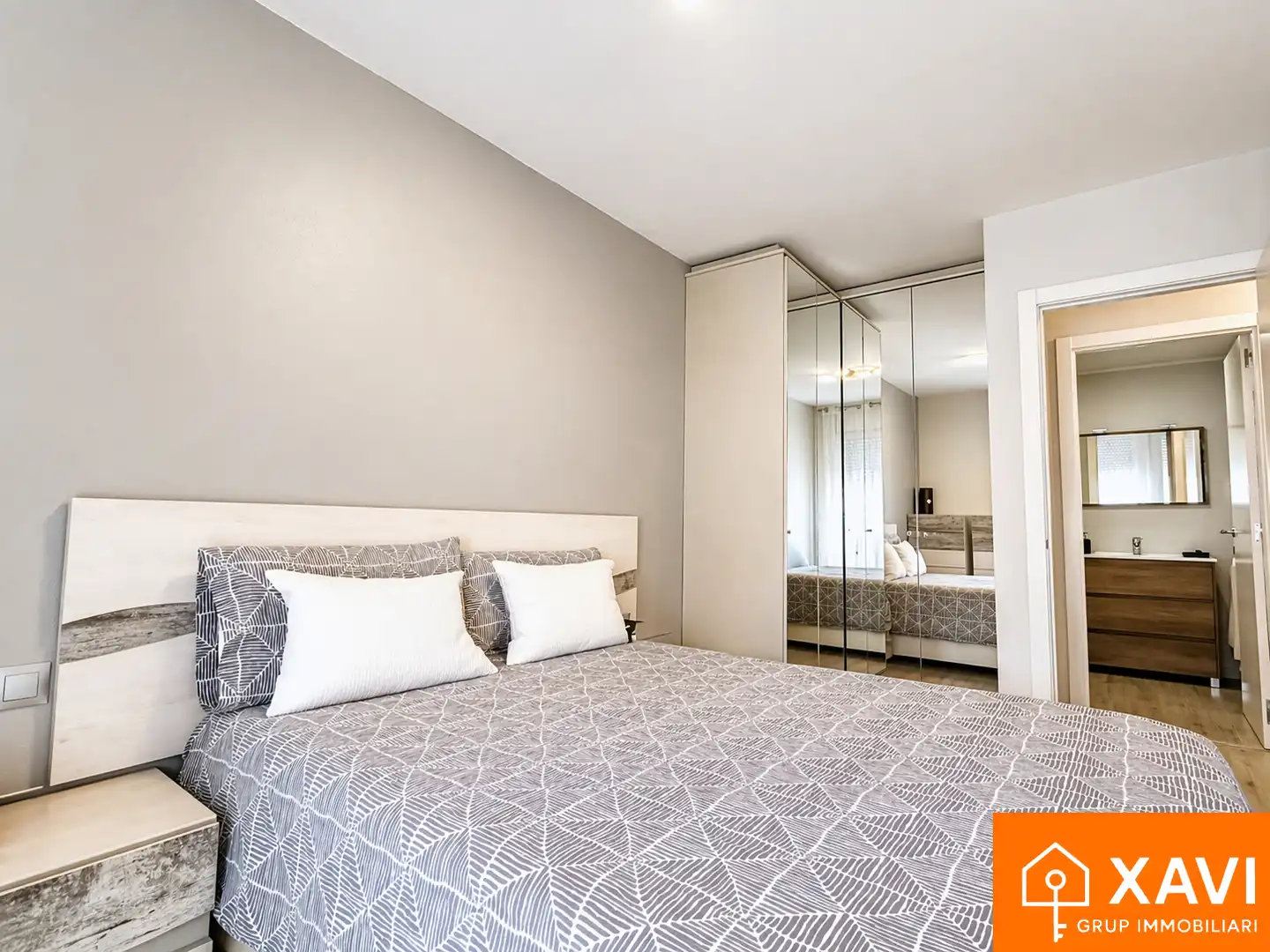 Schlafzimmer von Wohnung zum Verkauf in Igualada mit Klimaanlage, Heizung und Parkett