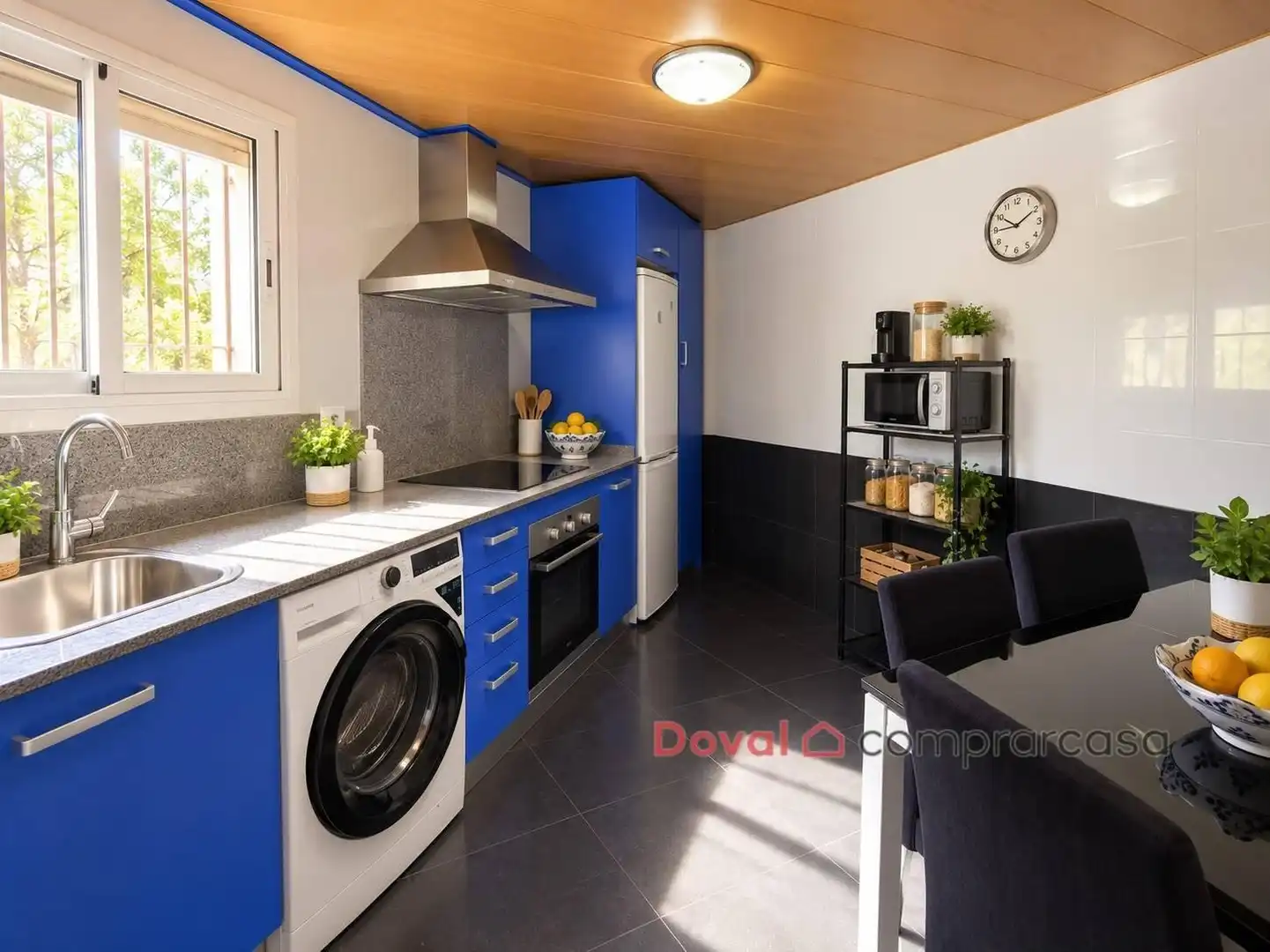 Kitchen of Houses for sale in Valadares - Beade