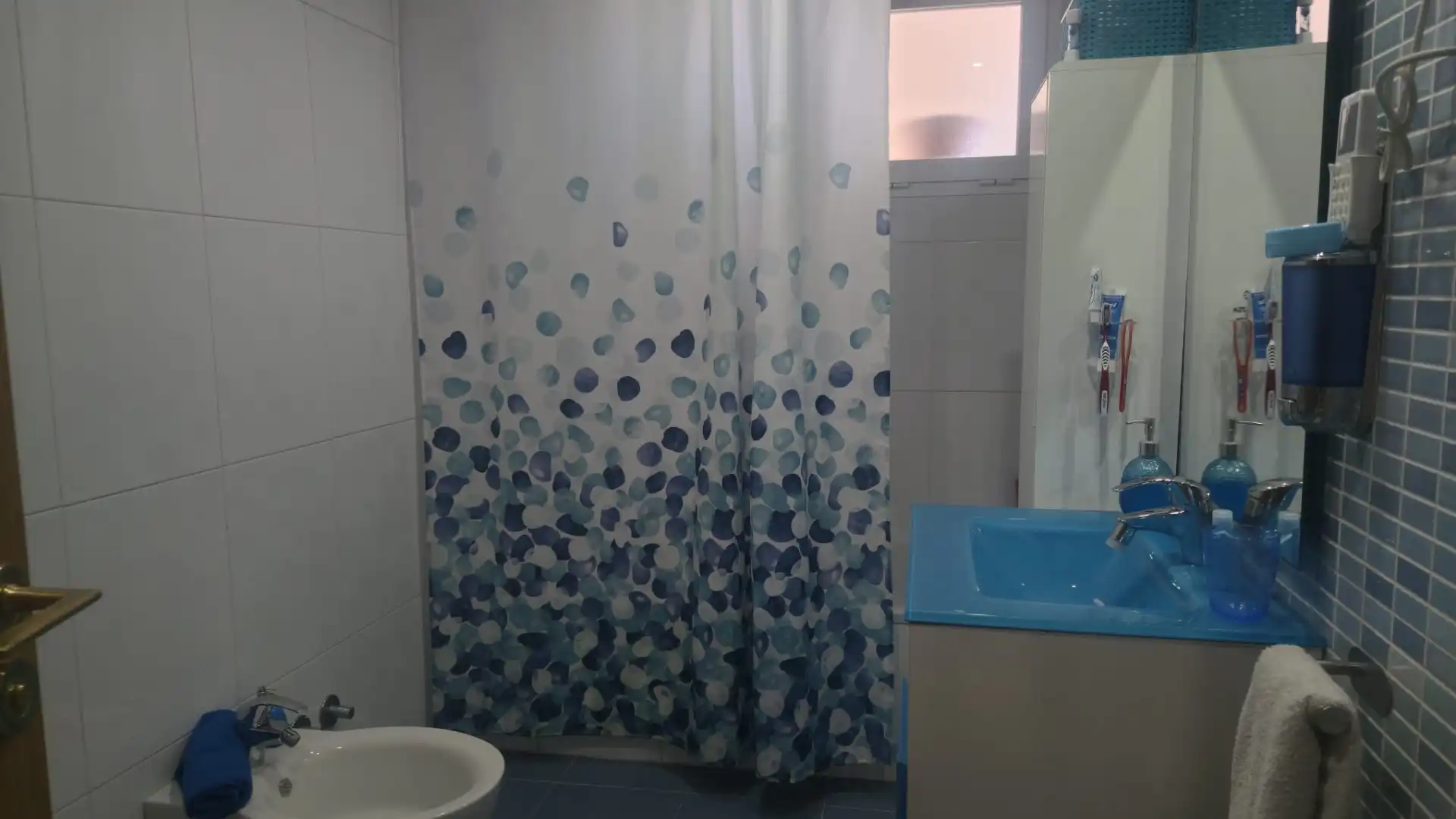 Bany de Pis en venda en Rincón de la Victoria amb Jardí privat, Forn i Rentadora