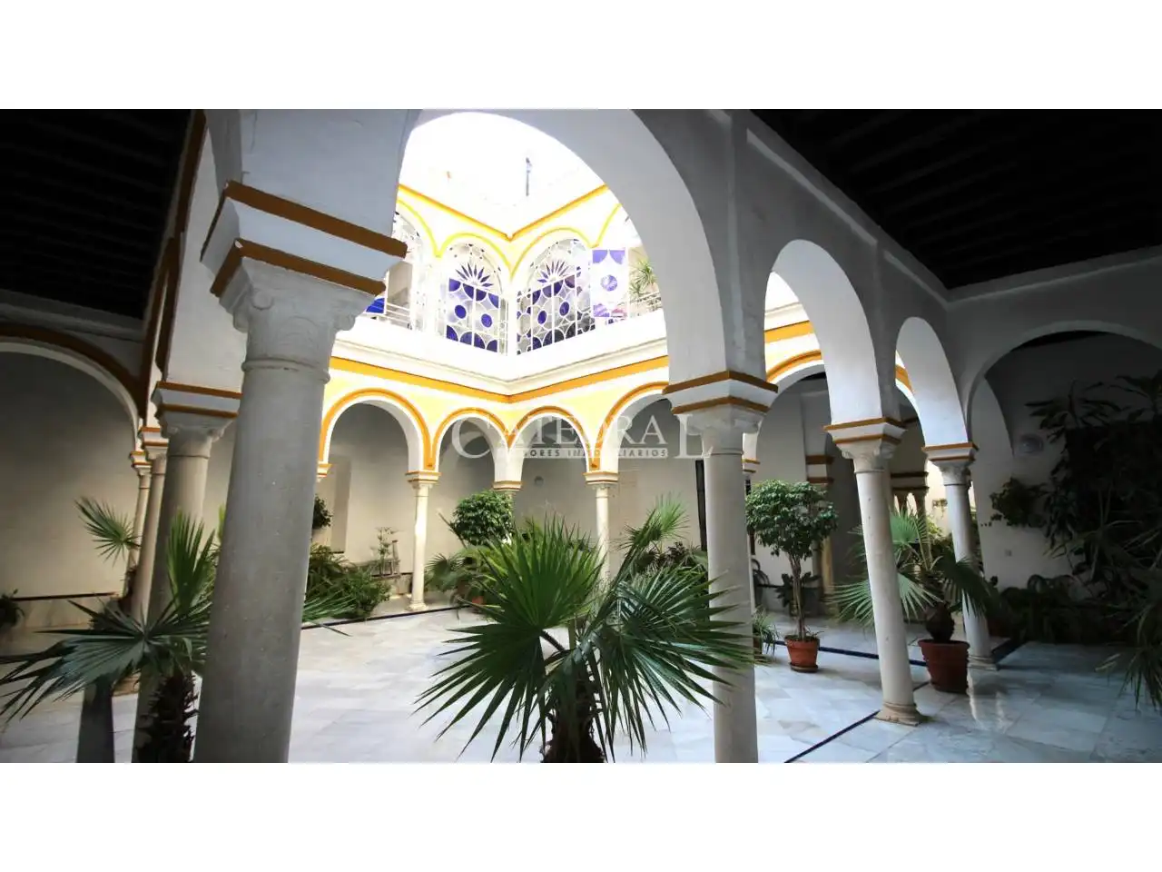 Apartamento de alquiler en Sevilla con Aire acondicionado, Amueblado y Balcón
