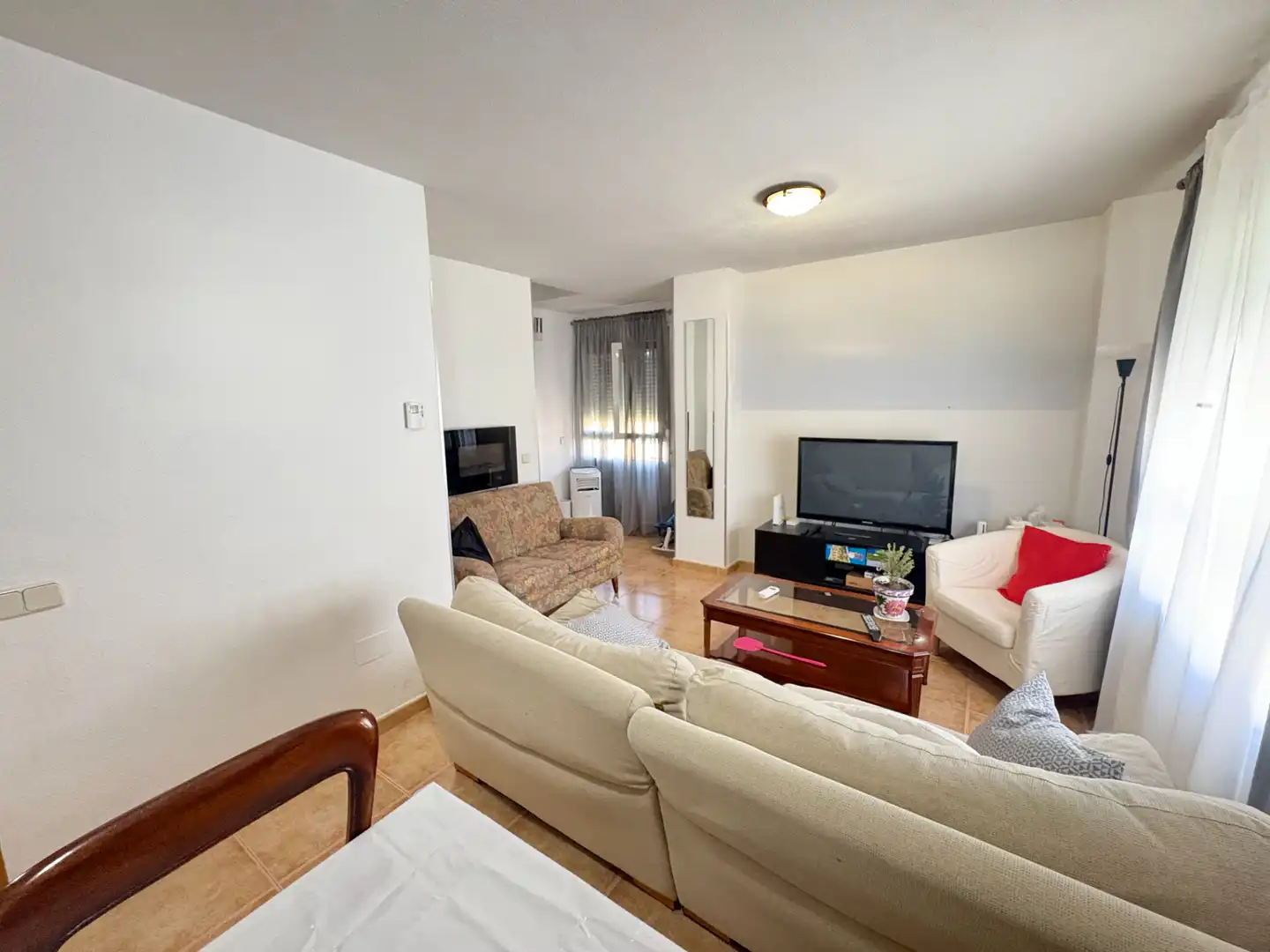 Sala de estar de Piso en venta en Azuqueca de Henares con Calefacción y Amueblado