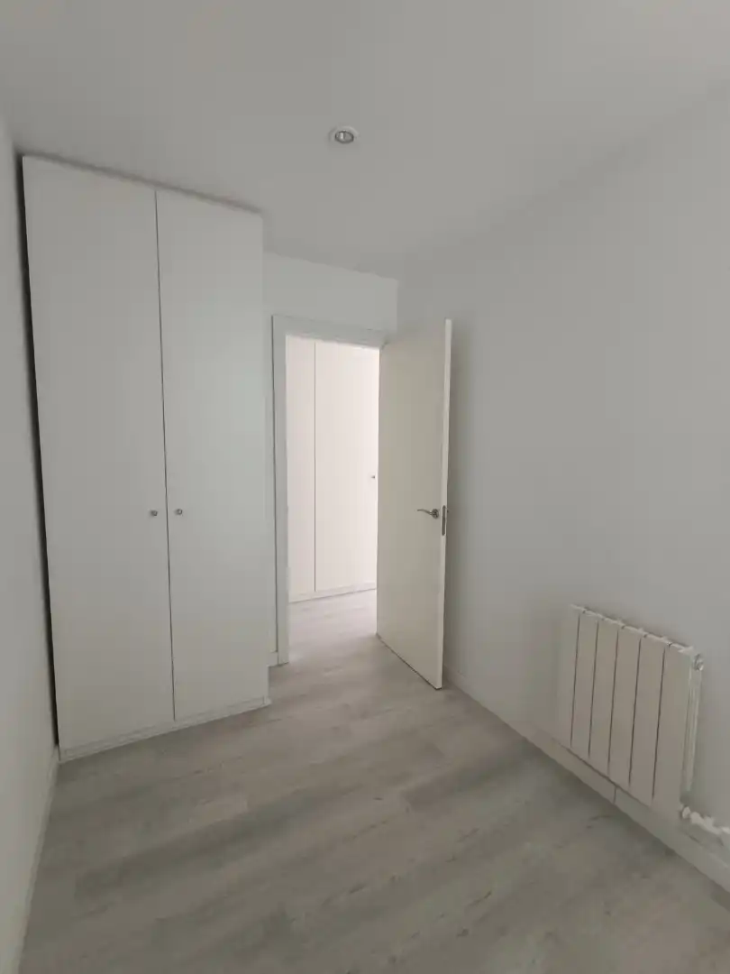 Flat for rent in Carrer Pau Casals, Finestrelles