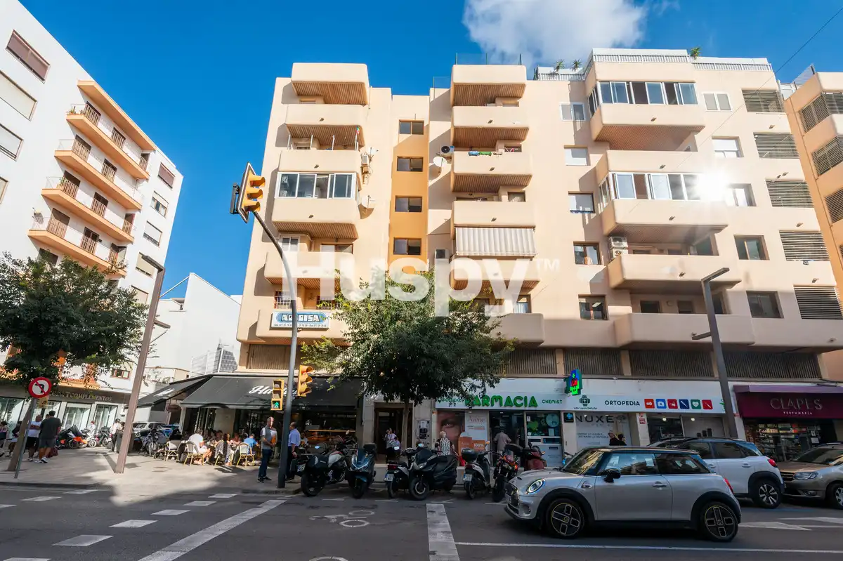 Außenansicht von Wohnung zum Verkauf in S'Eixample - Can Misses