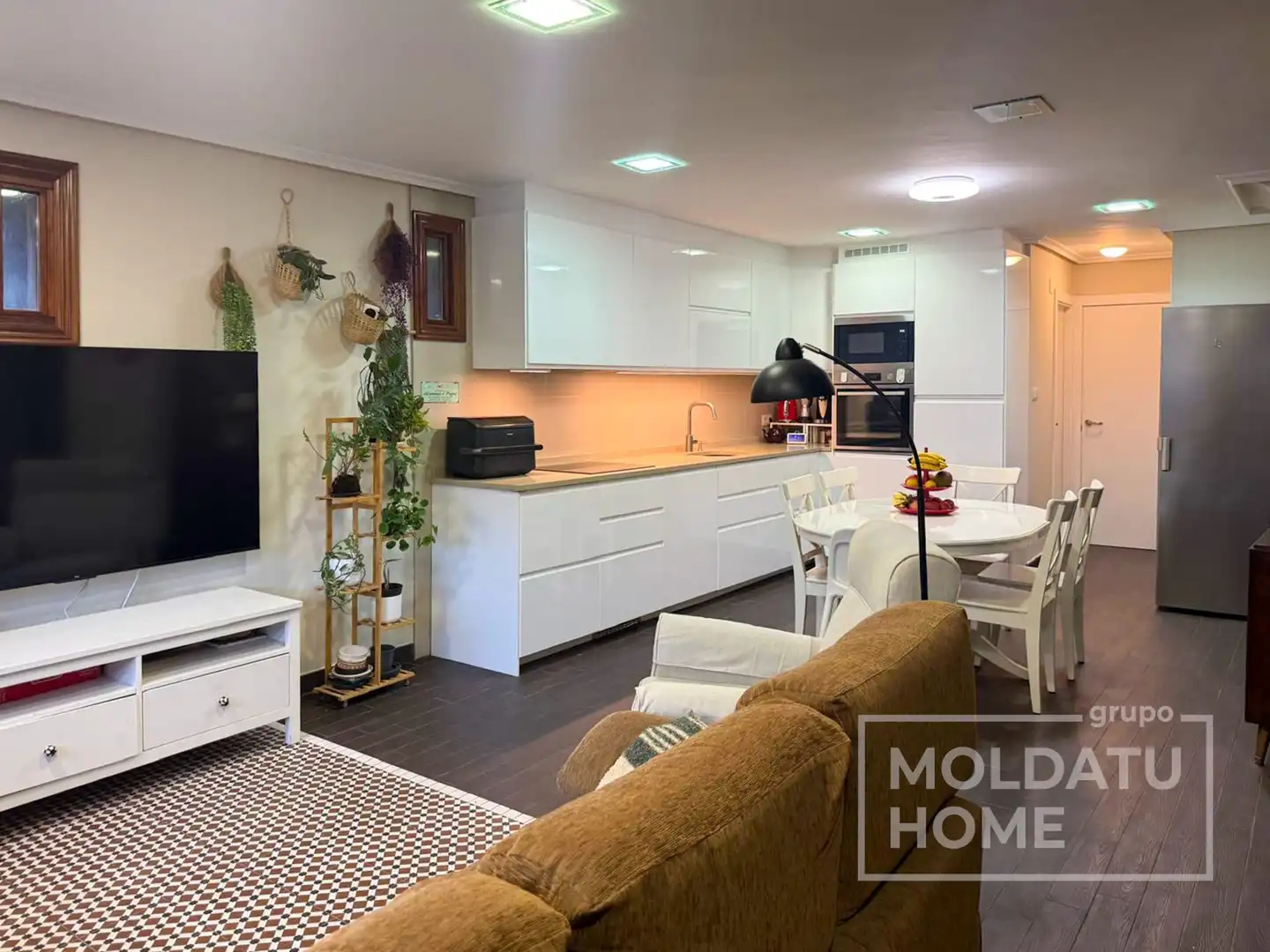 Living room of Houses for sale in Abanto y Ciérvana-Abanto Zierbena  with Heating, Private garden and Terrace
