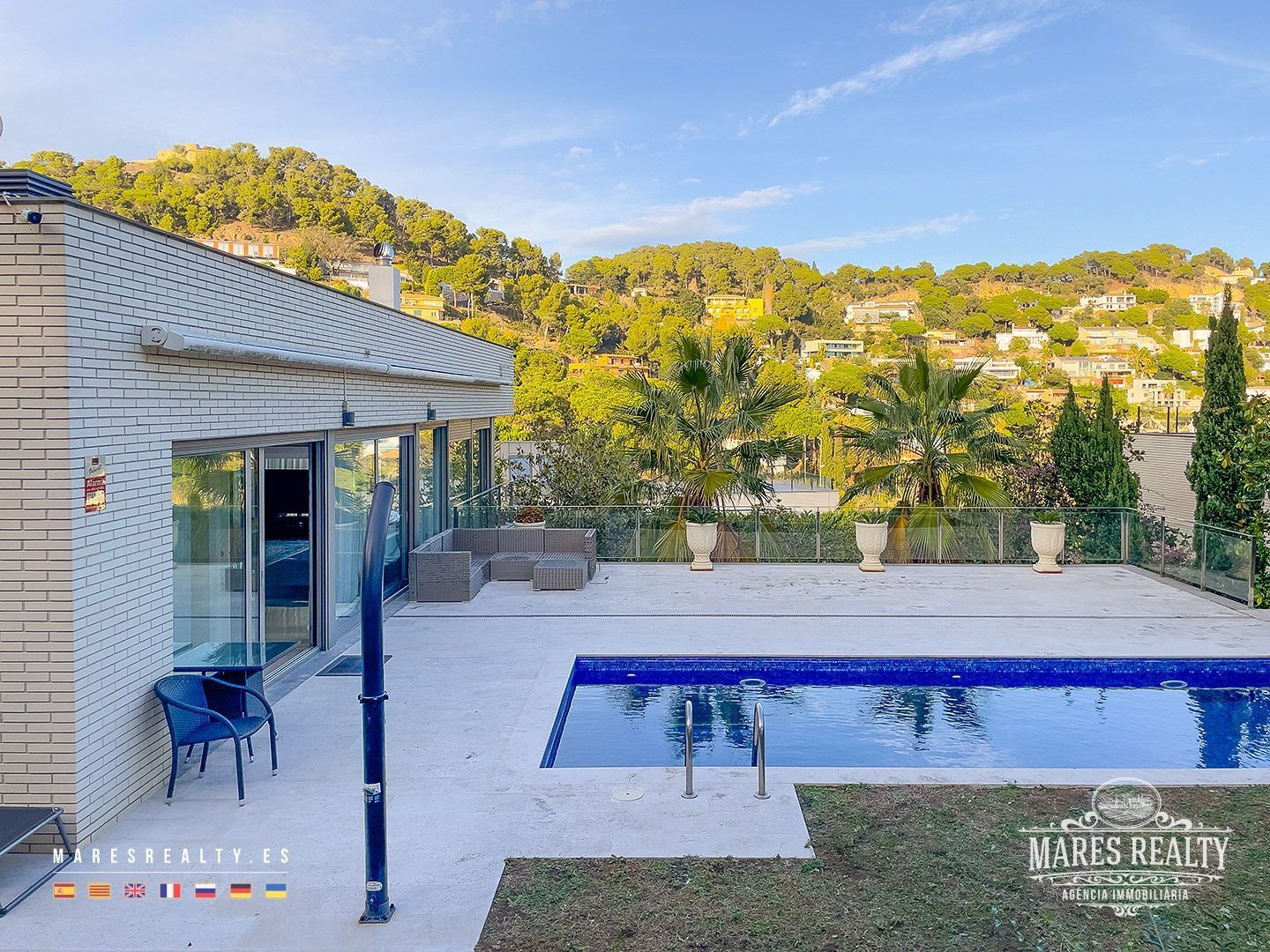 Swimming pool of House or chalet for sale in Blanes  with Air Conditioner, Heating and Private garden