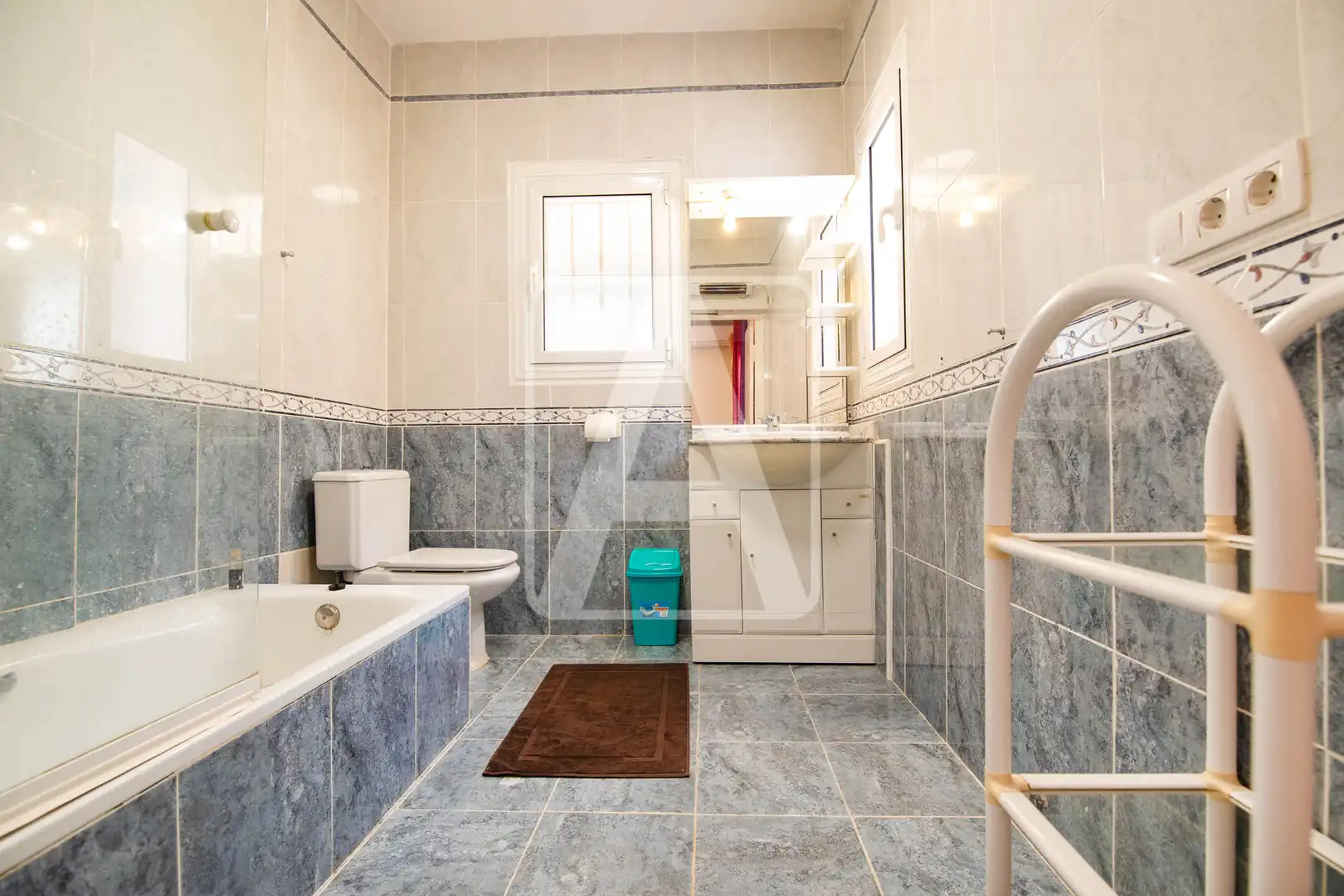 Bany de Casa o xalet en venda en Moraira amb Aire condicionat, Jardí privat i Terrassa