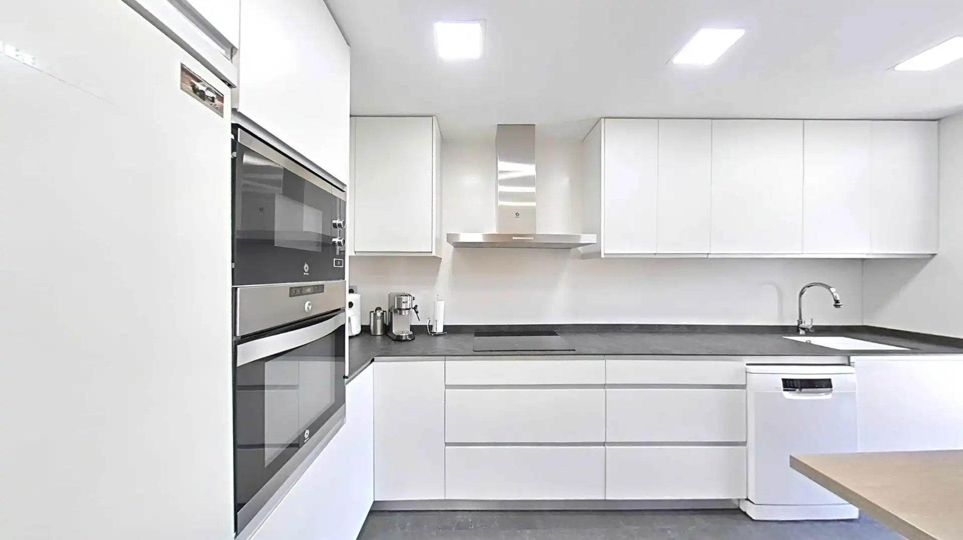 Küche von Wohnung zum Verkauf in Sabadell mit Heizung, Parkett und Balkon