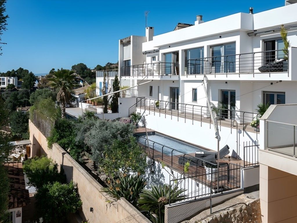 Vista exterior de Casa o xalet en venda en  Palma de Mallorca amb Aire condicionat, Calefacció i Piscina