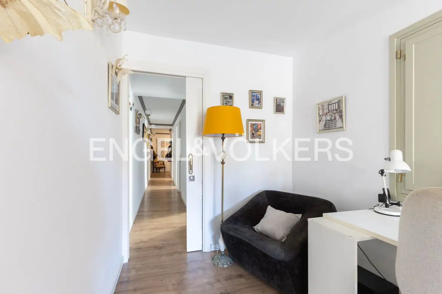 Wohnung zum Verkauf in Valencia mit Klimaanlage, Heizung und Abstellraum