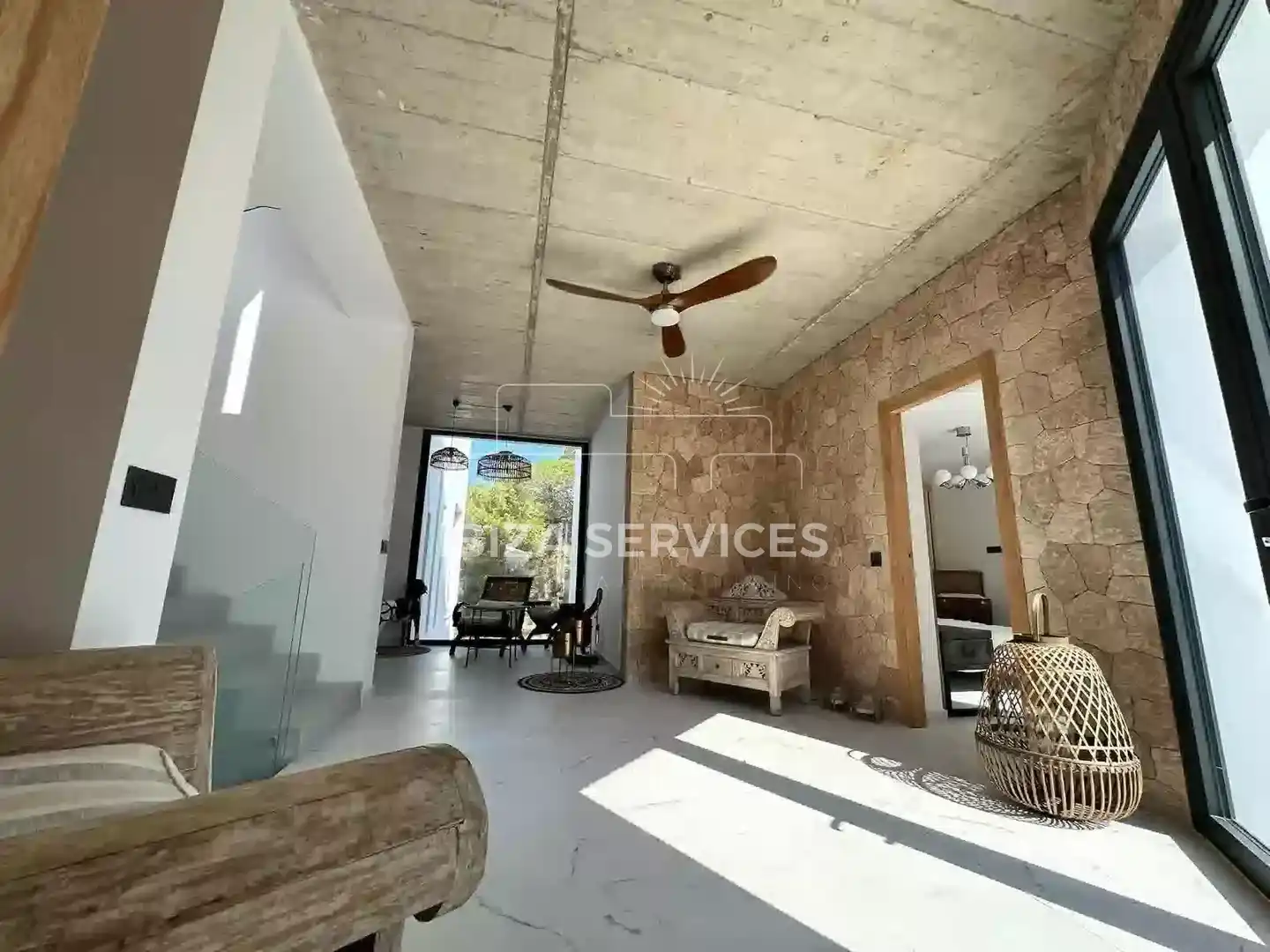 Sala de estar de Casa o chalet de alquiler en Santa Eulària des Riu con Aire acondicionado, Jardín privado y Piscina
