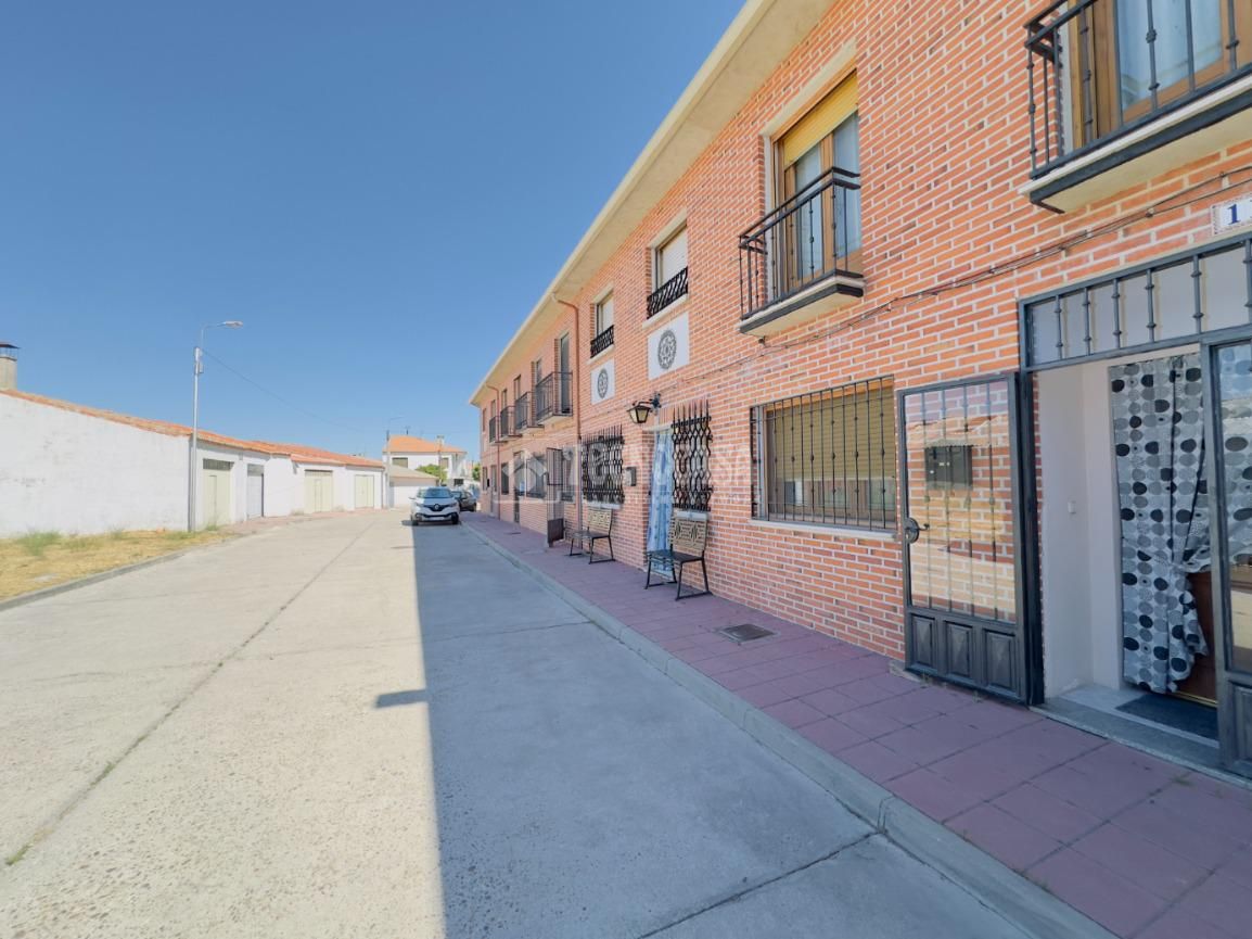 Casa adosada en venda