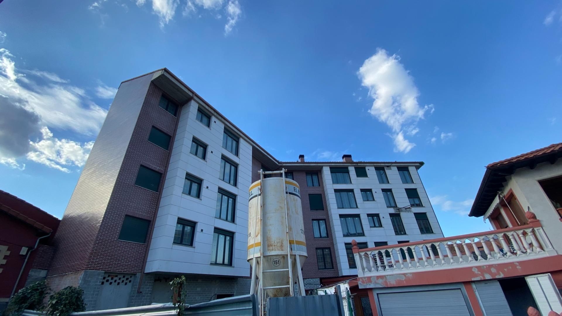 Exterior view of Building for sale in Los Corrales de Buelna 