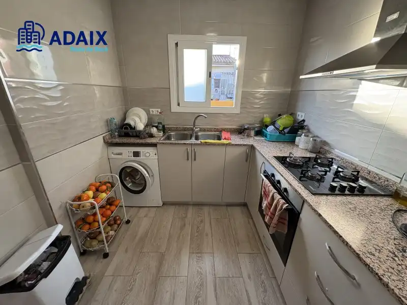 Kitchen of Flat for sale in Roda de Berà  with Terrace and Oven