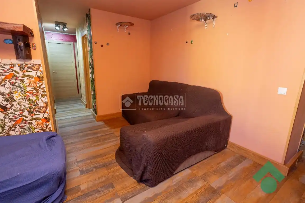 Piso en venta en Algeciras con Calefacción