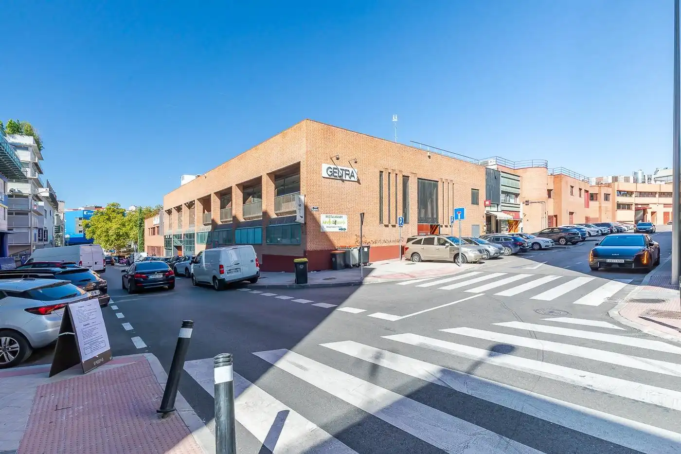 Vista exterior de Oficina de lloguer en Fuencarral - El Pardo