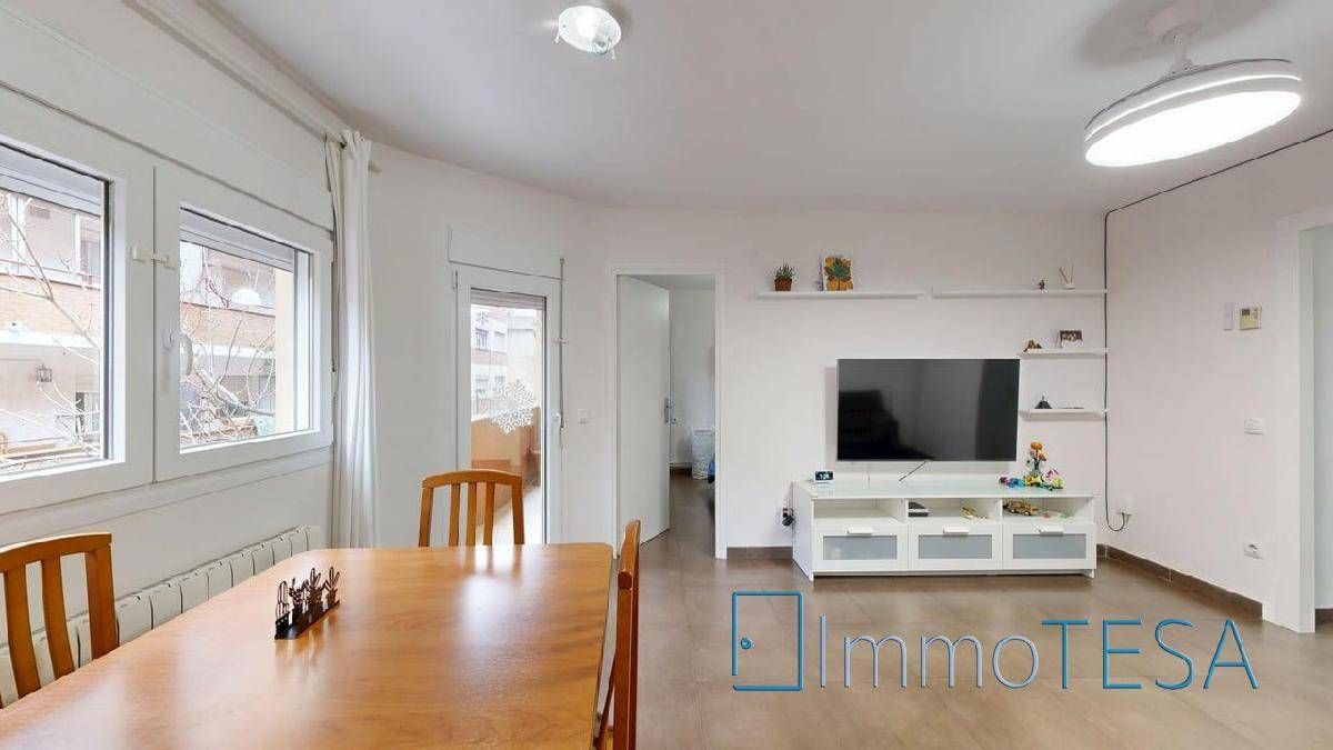 Living room of Flat for sale in Barberà del Vallès  with Heating and Balcony