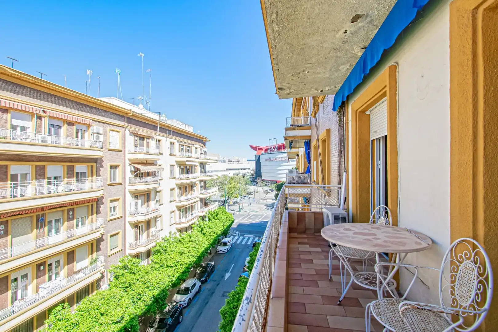 Exterior view of Flat for sale in Sevilla  with Air Conditioner, Heating and Storage room