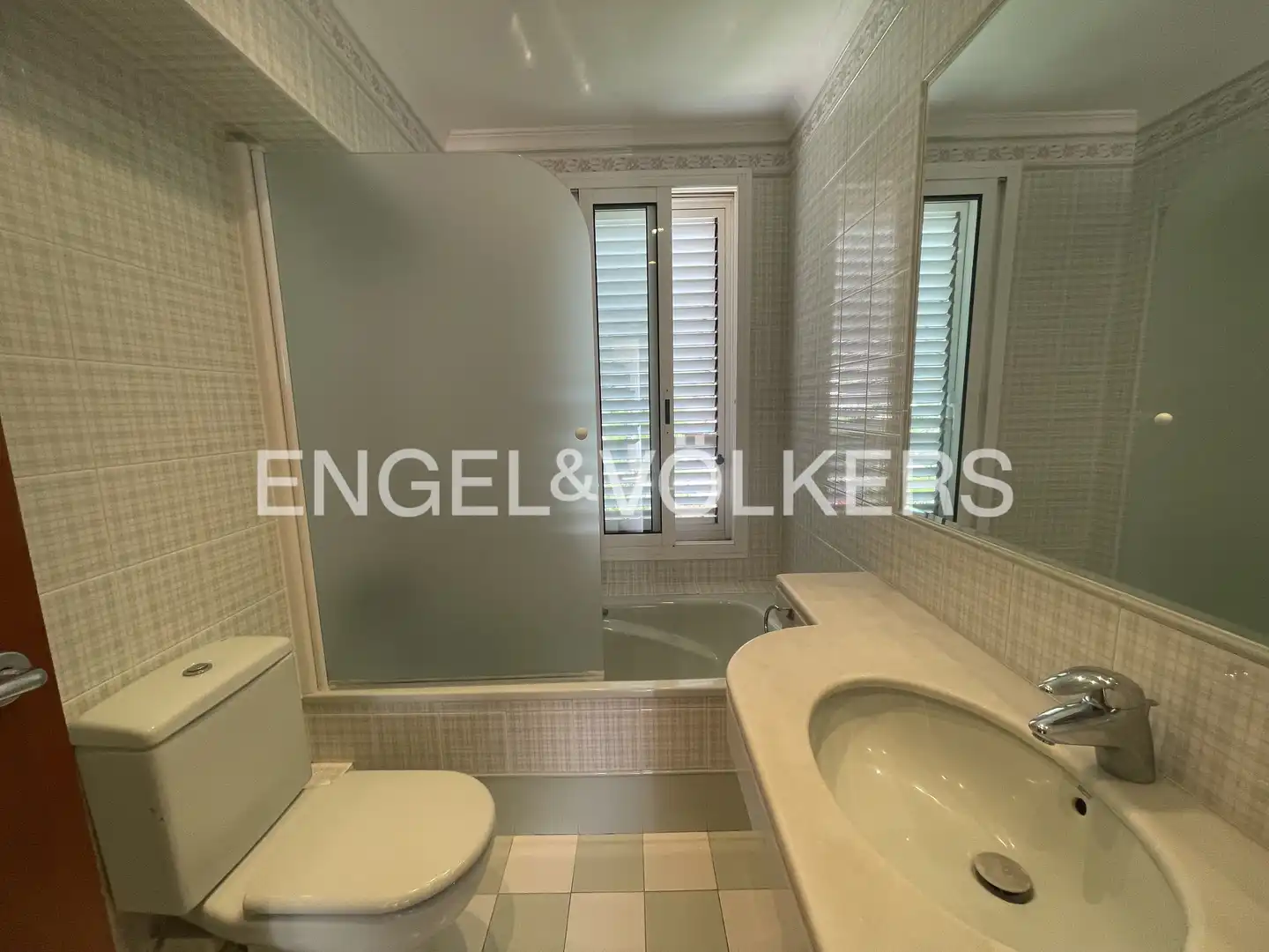 Baño de Casa o chalet de alquiler en Puçol con Aire acondicionado, Calefacción y Jardín privado
