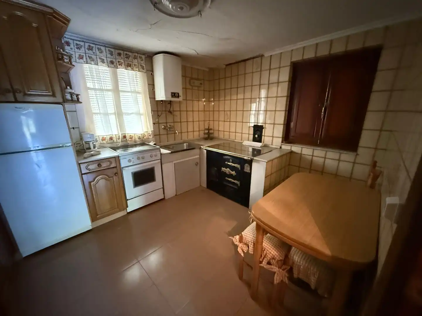 Küche von Haus oder Chalet zum Verkauf in Oviedo  mit Privatgarten