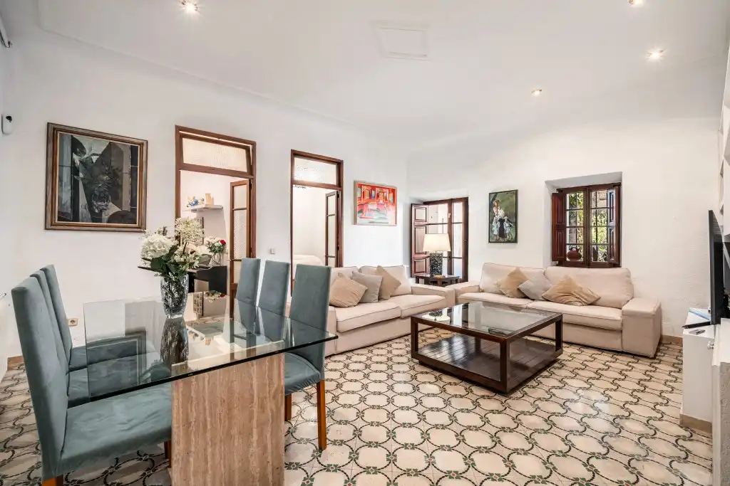 Sala d'estar de Apartament en venda en  Palma de Mallorca amb Calefacció, Jardí privat i Terrassa