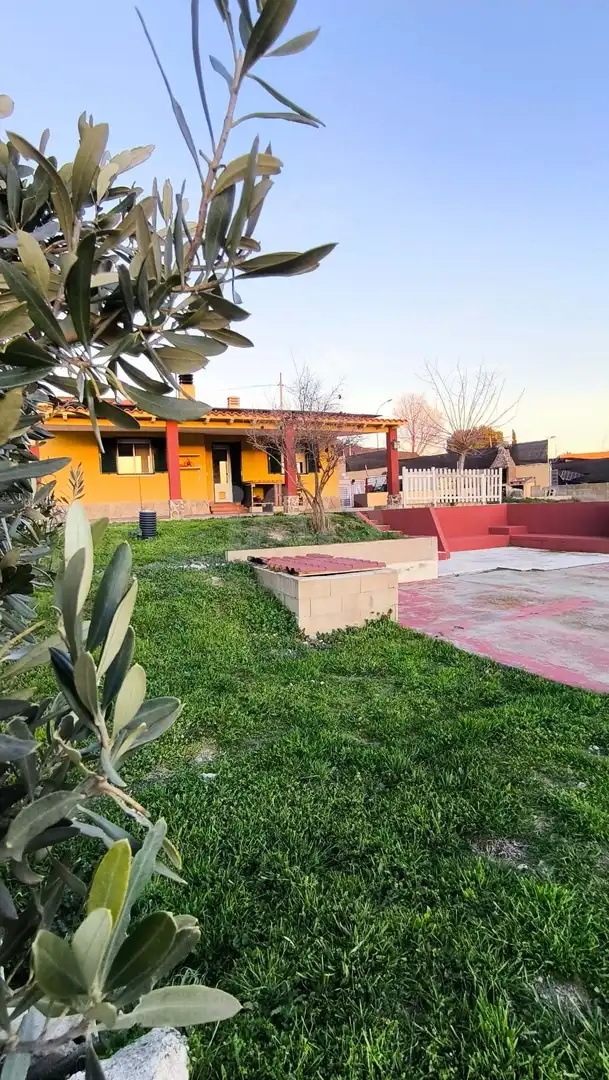 Jardí de Casa o xalet en venda en Colmenar de Oreja amb Calefacció