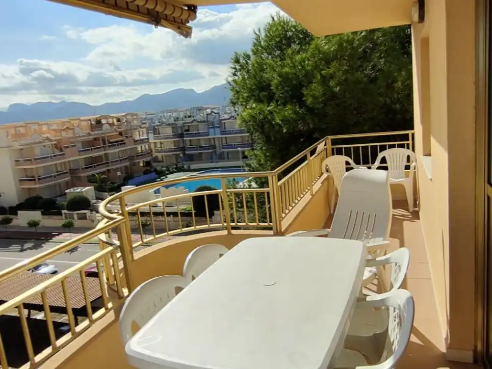 Appartamento con piscina in affitto a Avinguda Borrons 6, imagen 3