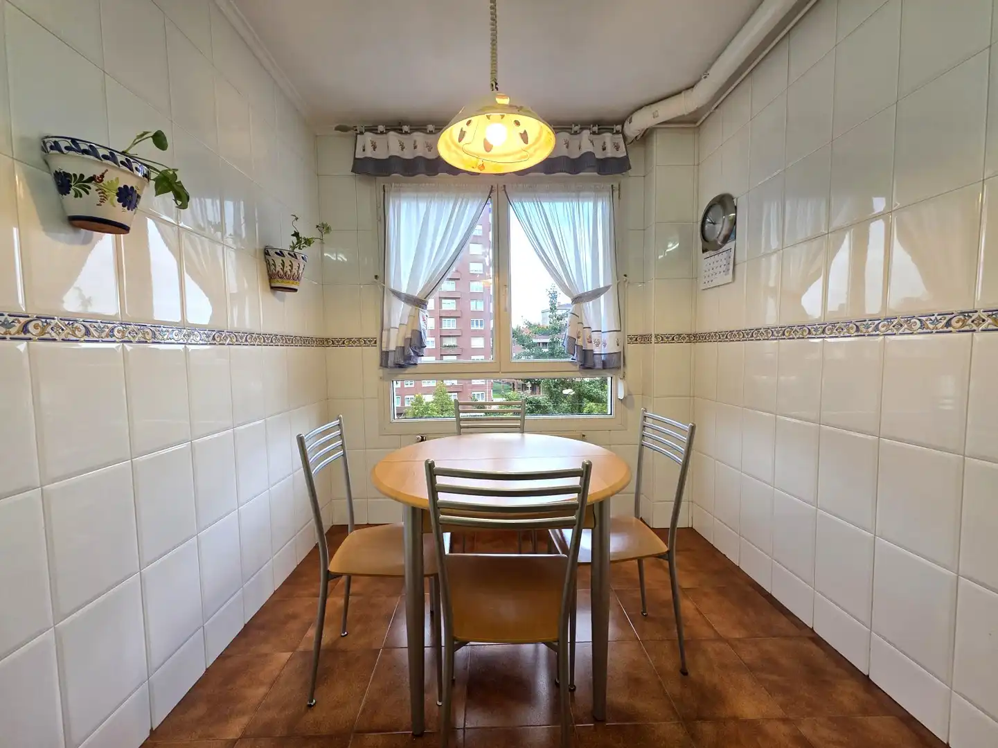 Esszimmer von Wohnung zur Miete in Sur