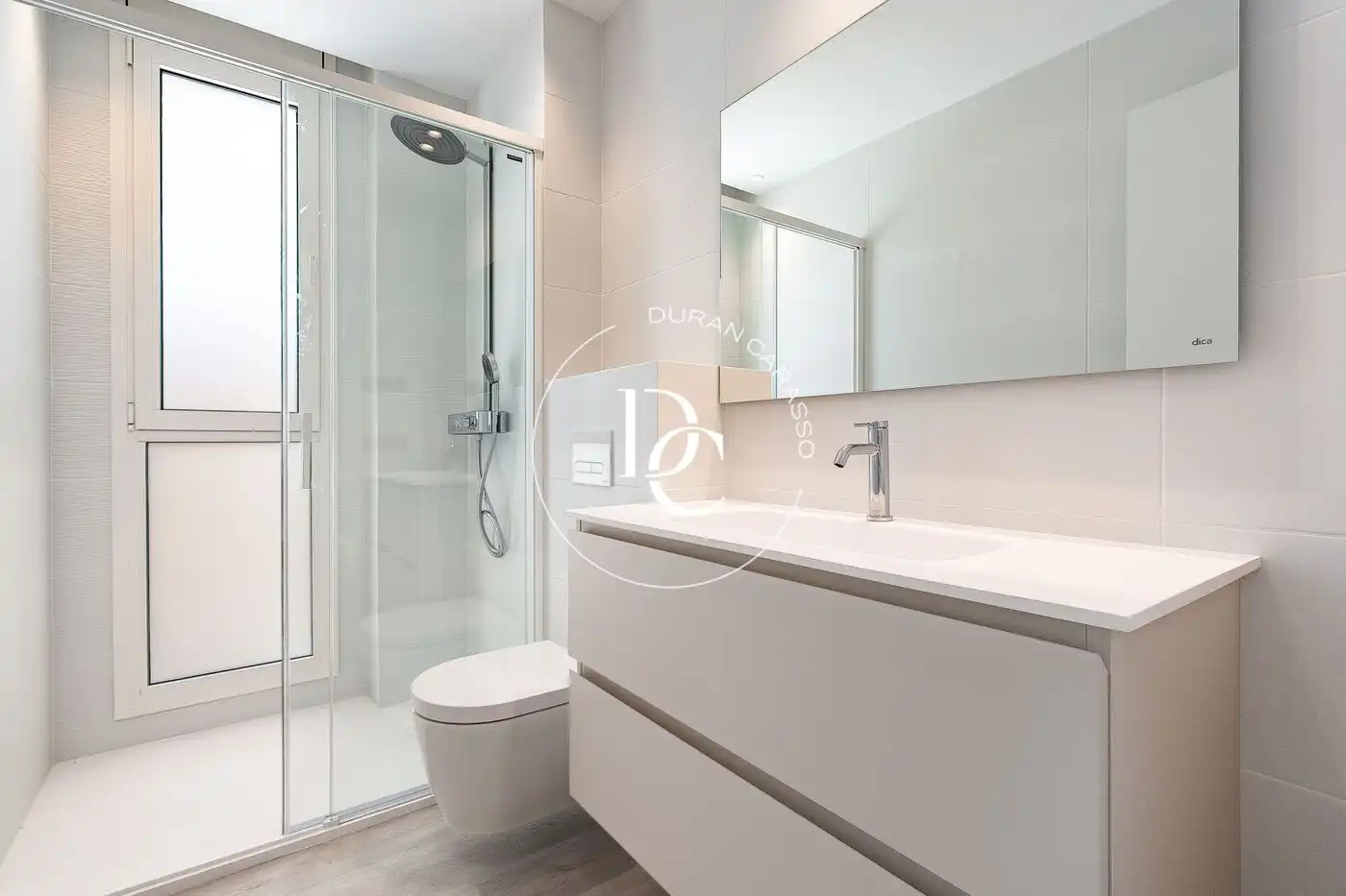 Flat for rent in Carrer d'Enric Morera, Can Girona - Terramar - Vinyet