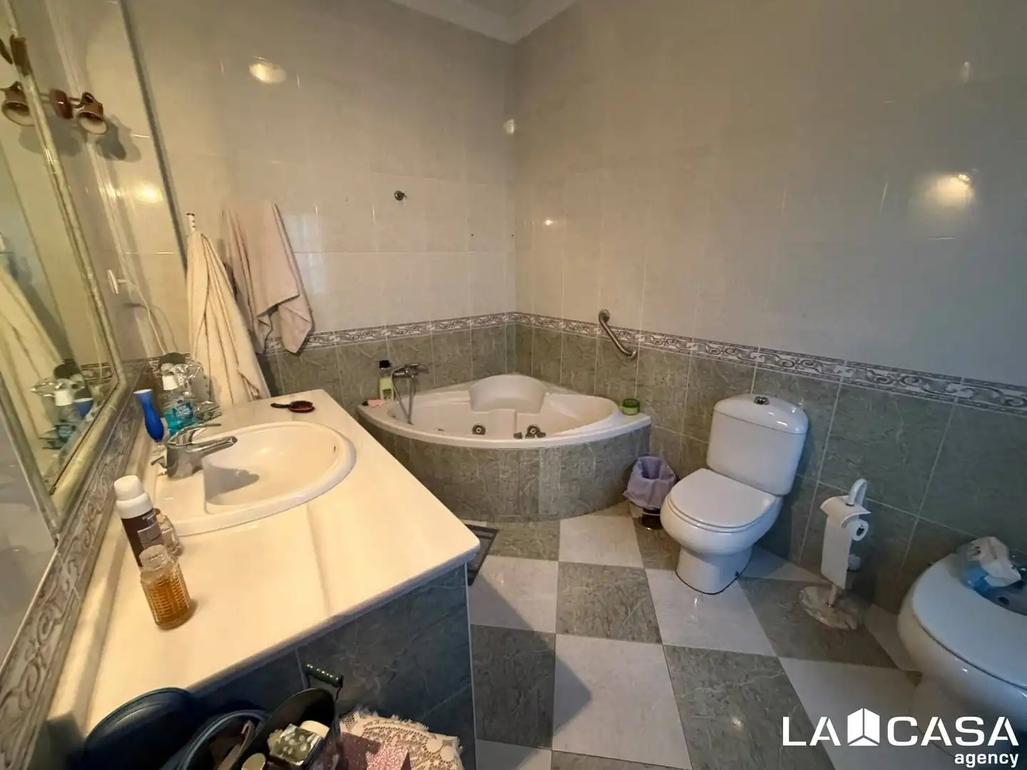 Bathroom of Houses for sale in Arco Norte - Avda. España