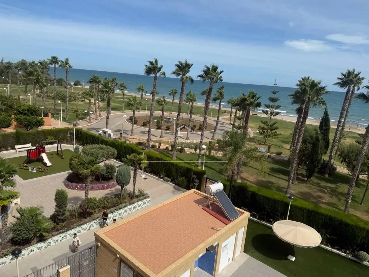 Apartamento con piscina en venta en Calle Amplaries 45, imagen 3