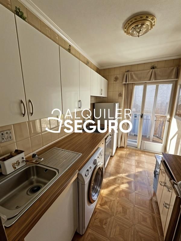 Cocina de Piso de alquiler en Alcorcón con Aire acondicionado, Calefacción y Terraza
