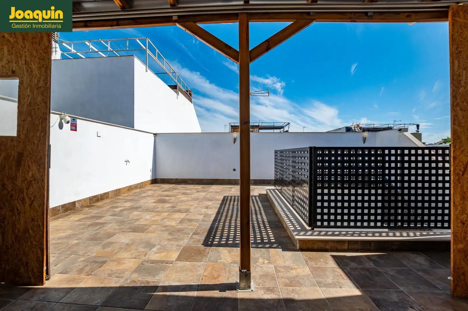 Terrace of Houses for sale in Córdoba  with Air Conditioner, Terrace and Storage room