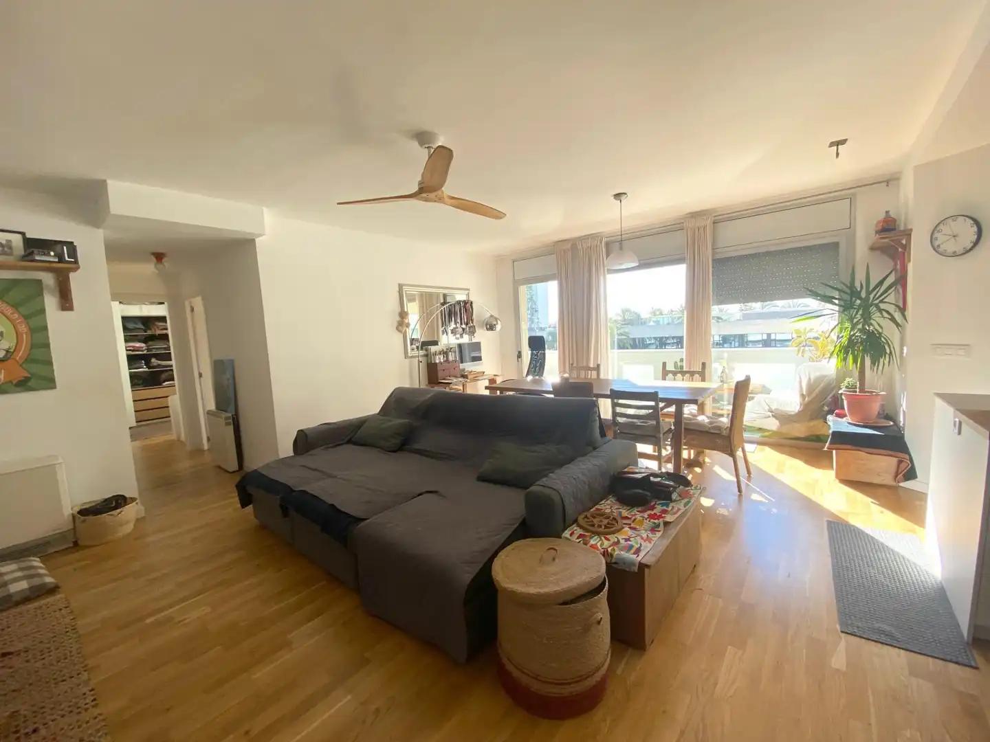 Sala de estar de Piso de alquiler en Barcelona con Calefacción, Parquet y Amueblado