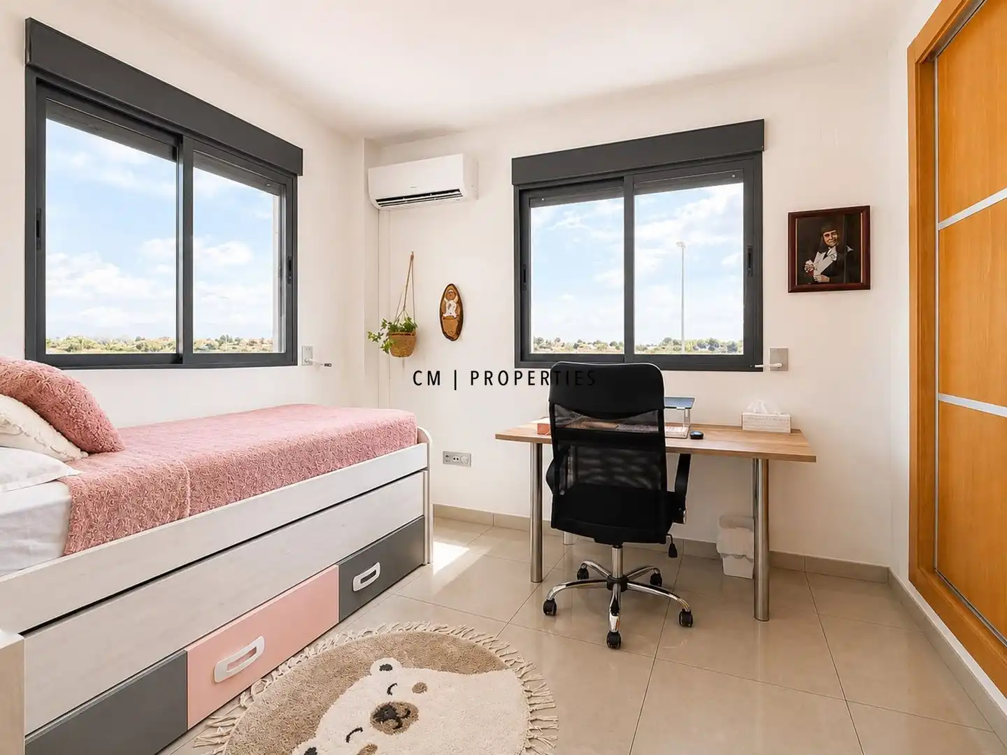 Habitación de Casa o chalet en venta en La Pobla de Vallbona con Aire acondicionado, Calefacción y Terraza