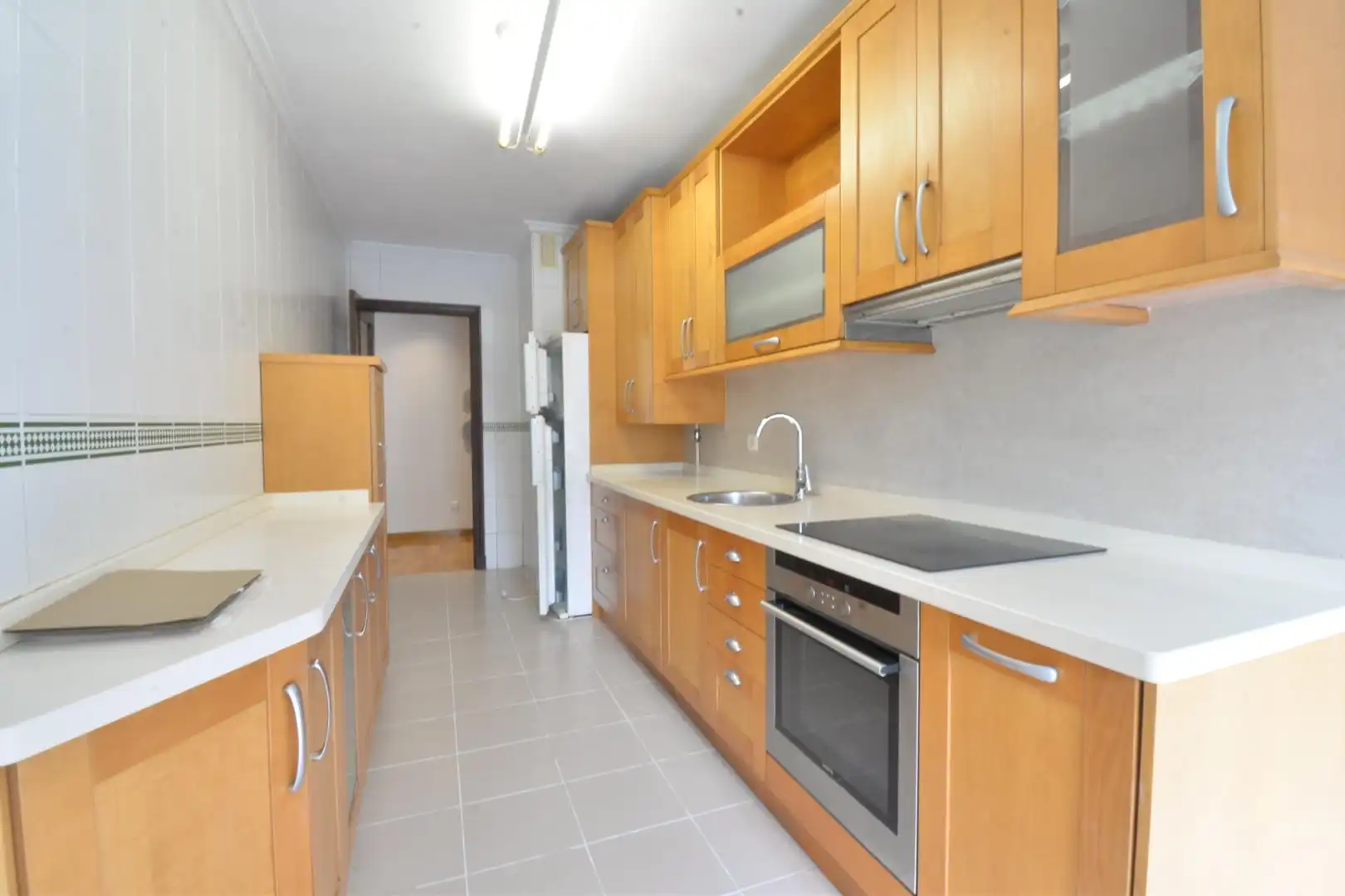 Cocina de Piso en venta en Oviedo  con Calefacción y Trastero