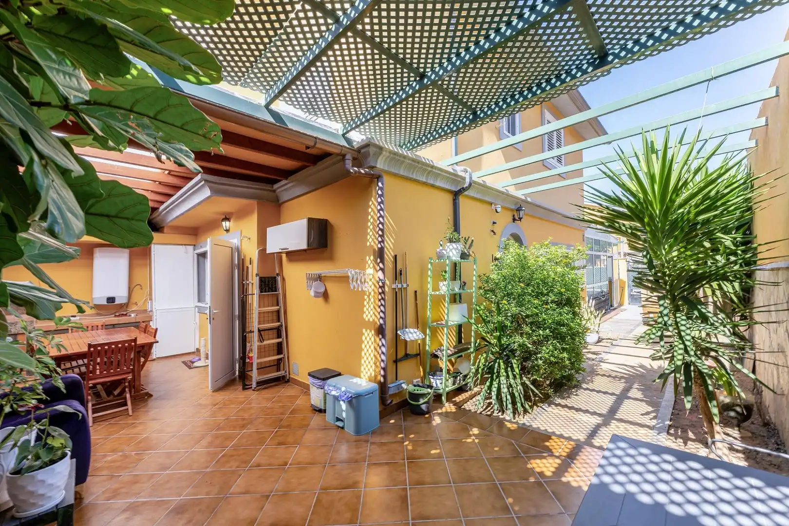 Detached homes for sale in Calle HELICE, Castillo del Romeral - Juan Grande
