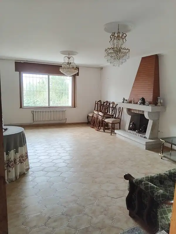 Sala de estar de Casa adosada en venta en Paderne con Calefacción, Jardín privado y Horno