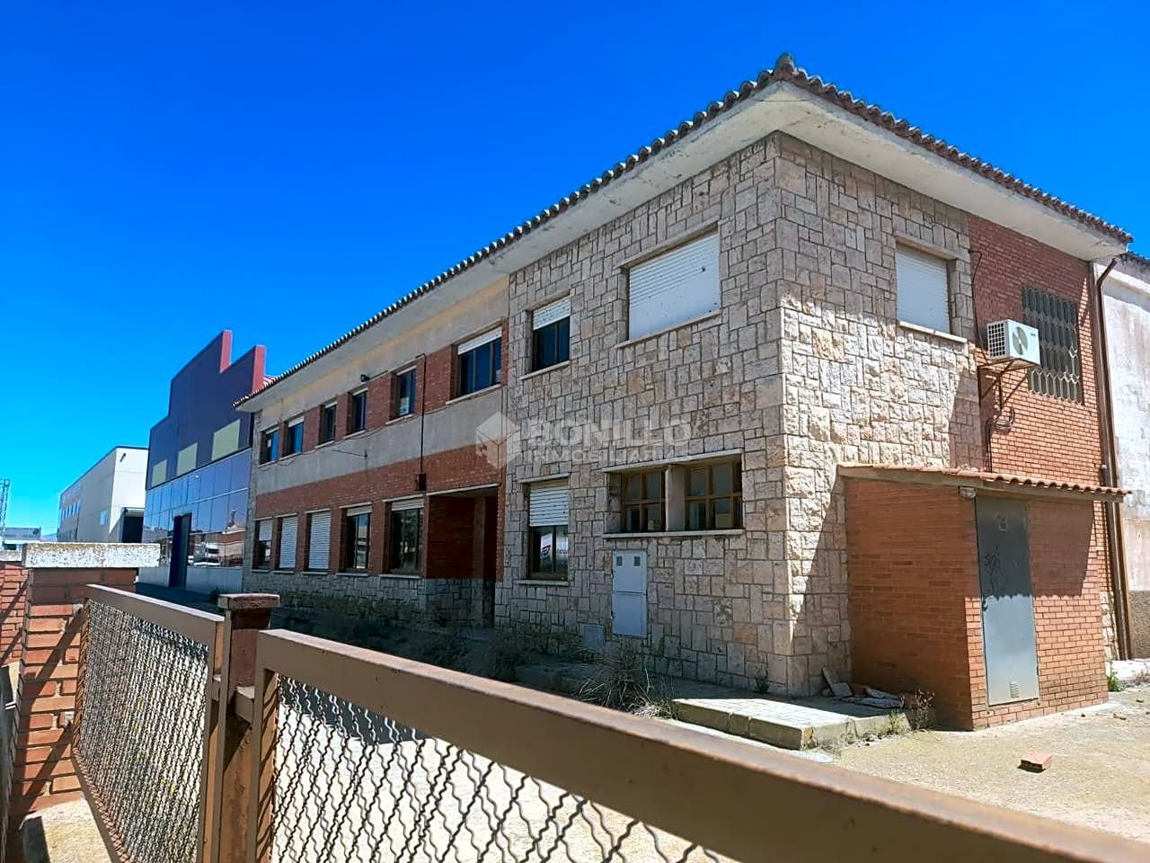 Exterior view of Industrial buildings for sale in  Teruel Capital