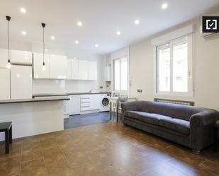 Exterior view of Flat to rent in  Madrid Capital  with Air Conditioner, Heating and Furnished