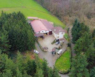 Vista exterior de Casa o xalet en venda en Olaberria amb Calefacció, Jardí privat i Terrassa