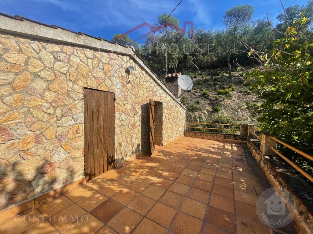 Country house for sale in N/A