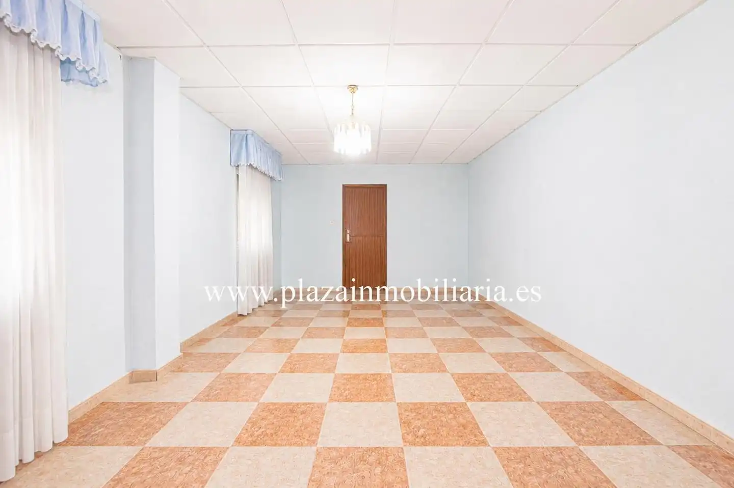 Casa o chalet en venta en Lucena con Terraza, Trastero y Balcón