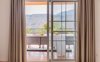 Dormitori de Apartament en venda en Istán amb Terrassa
