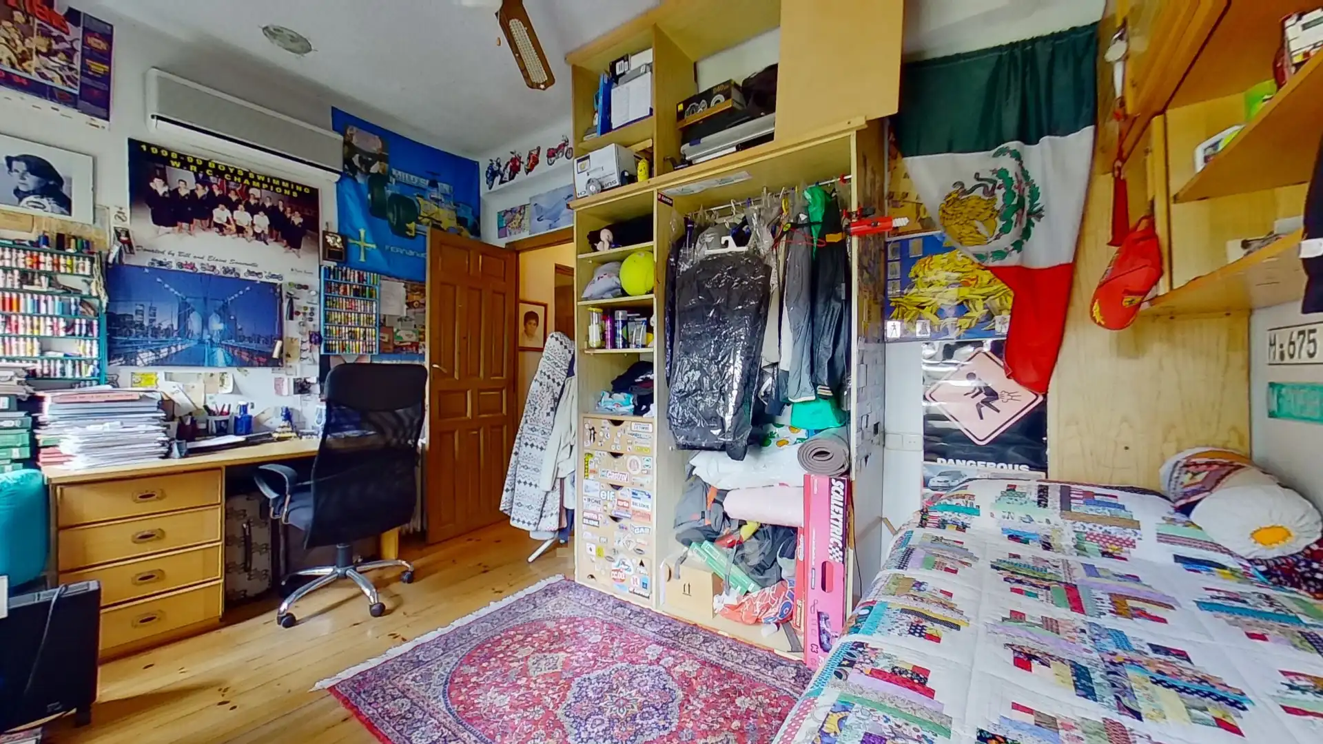 Bedroom of Houses for sale in Madrid  with Air Conditioner, Heating and Furnished