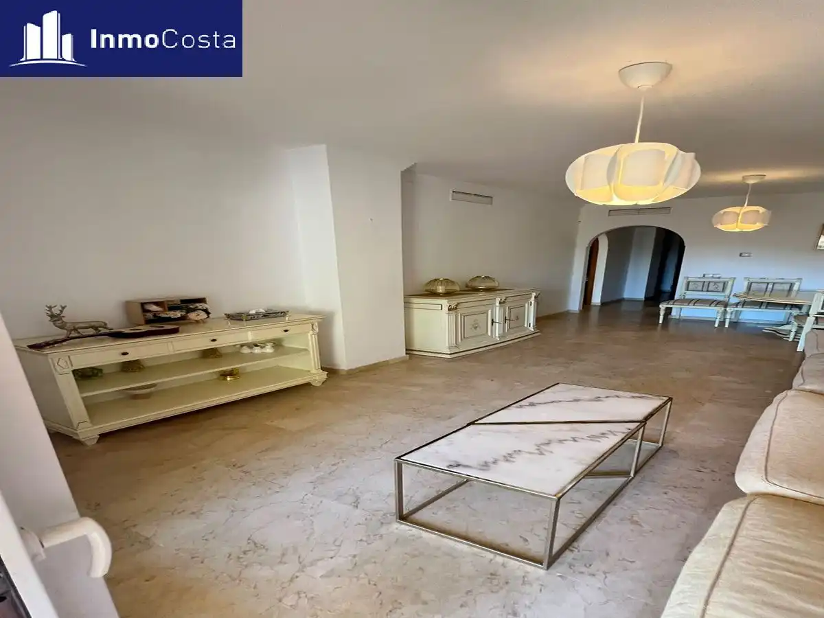 Sala d'estar de Pis en venda en La Línea de la Concepción